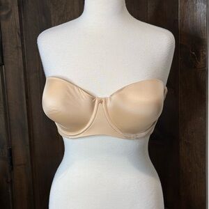NWT Nude Savage X Fenty Strapless Bra Womens Size 36 DD Brand New